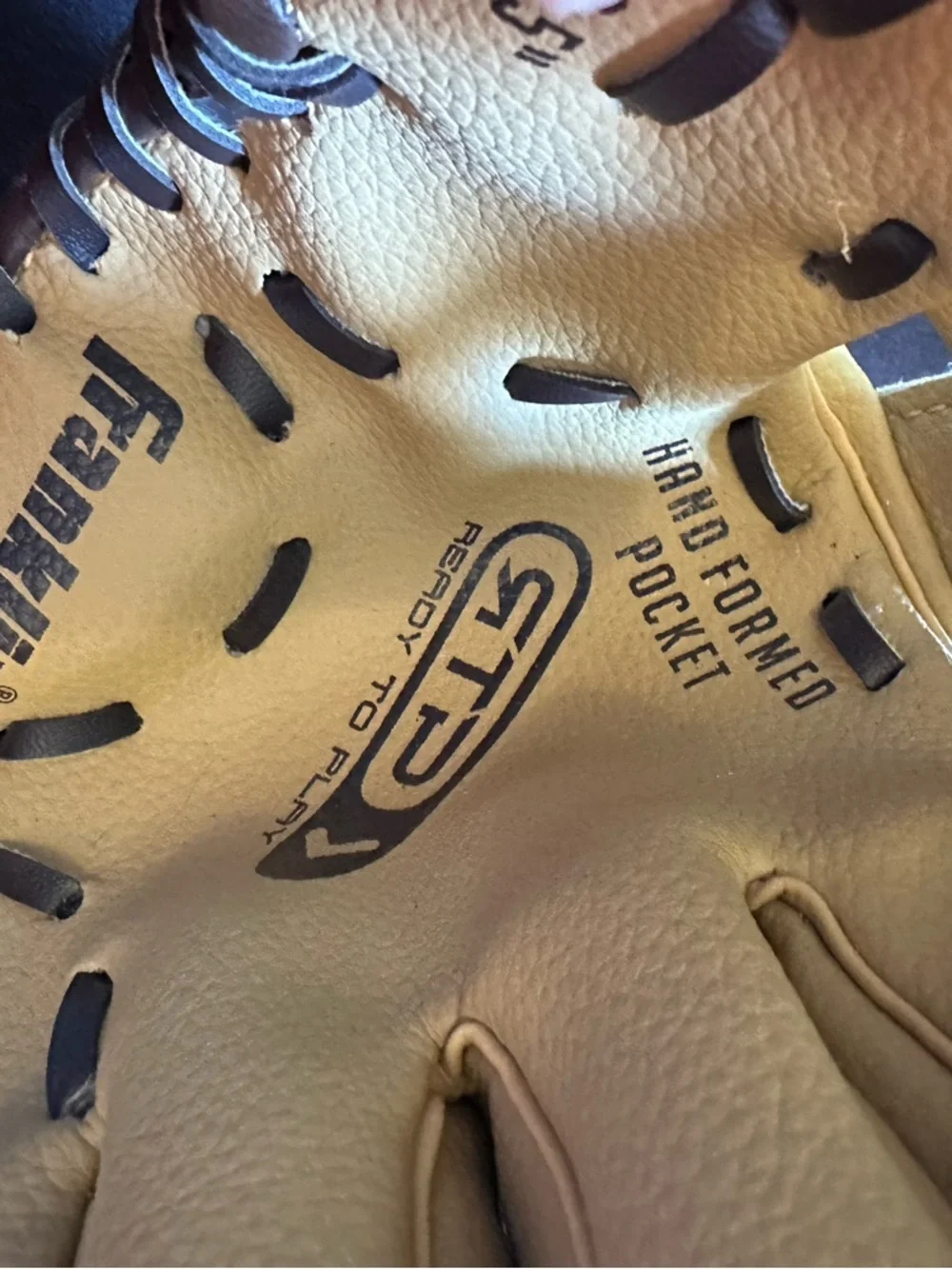 New Franklin Tee Ball Glove Baseball Glove - Ready to Play kids 8.5” Tan